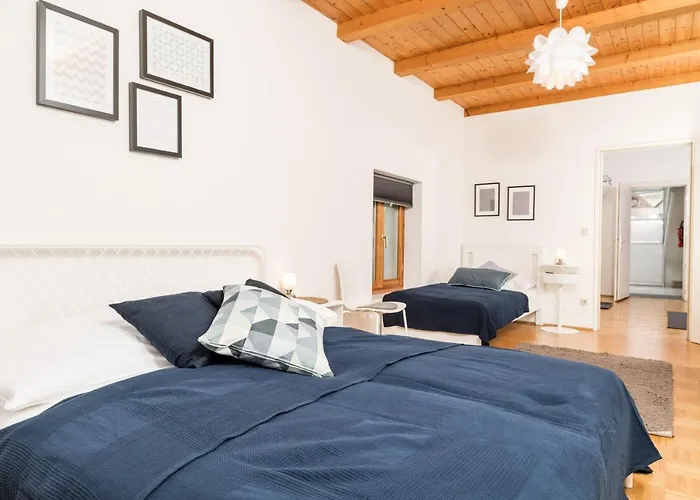 Апартаменты Cozy Kunsthaus