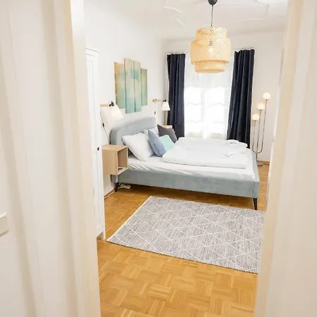 Cozy Kunsthaus Apartman *