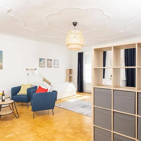 Apartment Cozy Kunsthaus